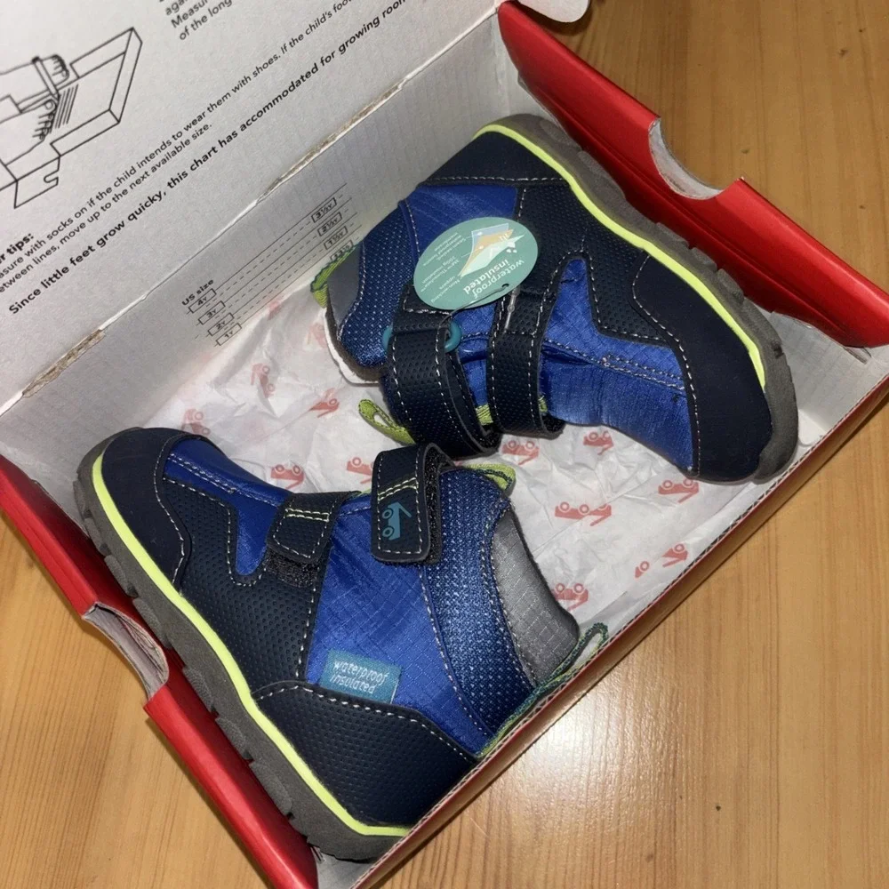 NIB See Kai Run Sz 6 Atlas III Waterproof Insulated Boots Blue Hook Loop $78